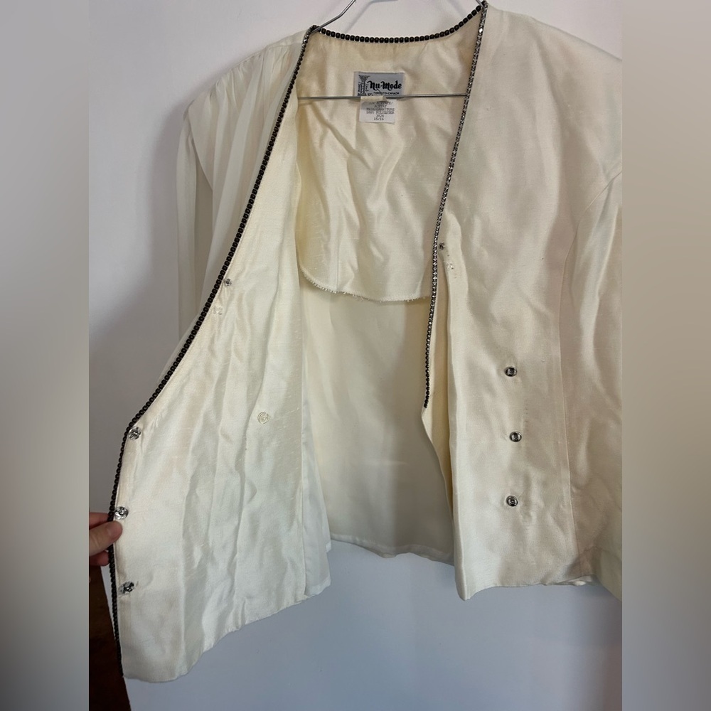 Vintage Elegant Cream Blouse with Rhinestone Trim and Shoulder Pads - Picture 4 of 8
